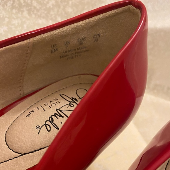 NEW red kitten heels! ❤️ - Picture 3 of 4